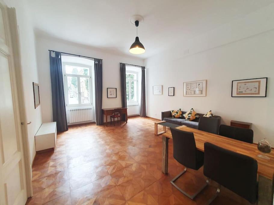 L'Arco Trieste Studio Living 1 Exteriör bild
